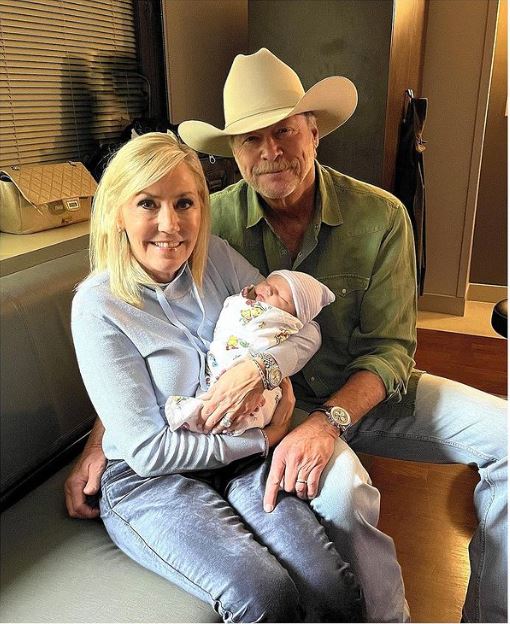 Alan and Denise Jackson are now grandparents