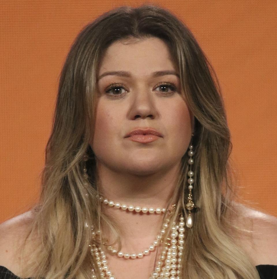 Kelly Clarkson Admits To ‘Nothing Wrong’ With Spanking Her Children As A Form Of Parental Discipline