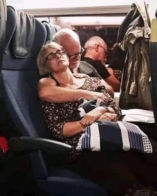 I Refuse To Switch Seats For An Elderly Couple!