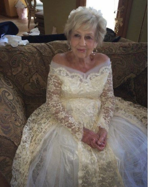 MY MOTHER-IN-LAW WORE A WEDDING DRESS TO MY WEDDING—AFTER I REFUSED TO WEAR IT