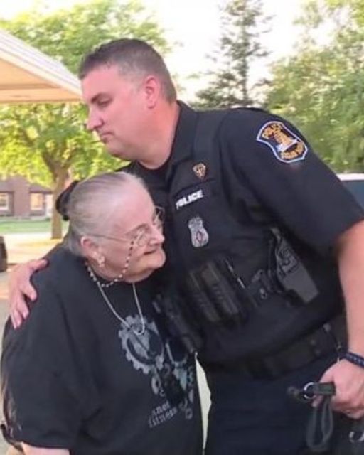 SHE STOOD ALONE AT THE GAS STATION—THEN THE OFFICER TOOK HER HAND