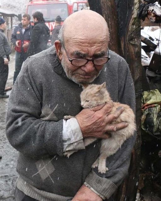 HE LOST EVERYTHING—BUT HE REFUSED TO LET GO OF HER