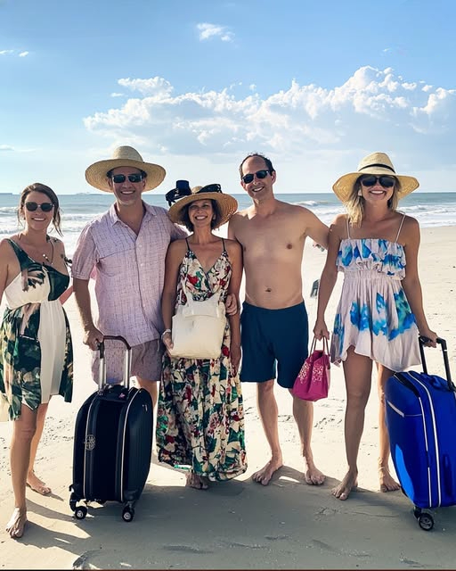 MY FIANCÉ DEMANDED I PAY FOR HIS FAMILY’S VACATION AFTER I GOT A BONUS AT WORK