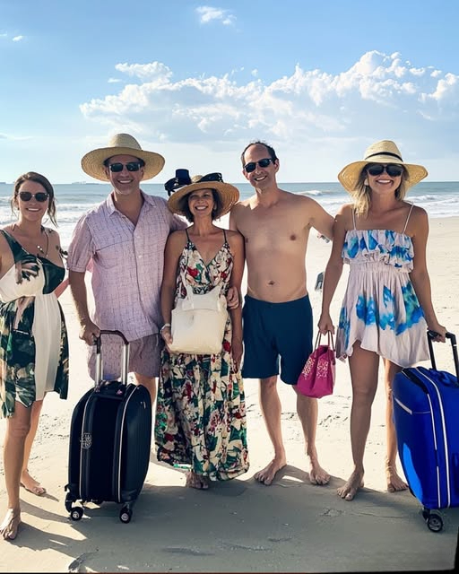MY FIANCÉ DEMANDED I PAY FOR HIS FAMILY’S VACATION AFTER I GOT A BONUS AT WORK