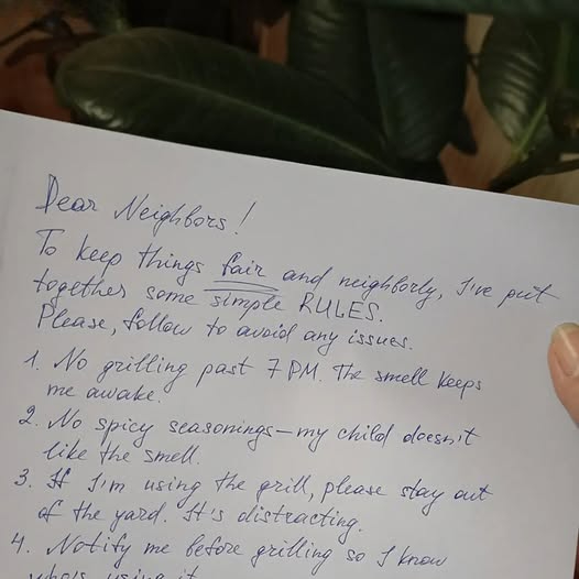 I ASKED MY NEIGHBOR TO CLEAN UP AFTER USING MY BBQ — THE NEXT DAY, SHE LEFT HER OWN “RULES” ON MY DOOR, BUT I SHUT THAT DOWN.