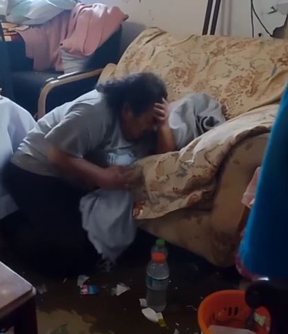 MY MOTHER FORBIDDEN ME TO VISIT HER FOR 3 MONTHS – WHEN I FINALLY DECIDED TO GO SEE HER, I TURNED PALE