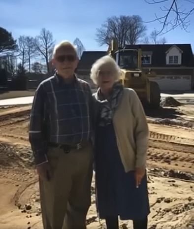 MY GRANDPARENTS’ NEIGHBOR STOLE PART OF THEIR LAND FOR A DRIVEWAY – HIS ARROGANCE COST HIM THOUSANDS.