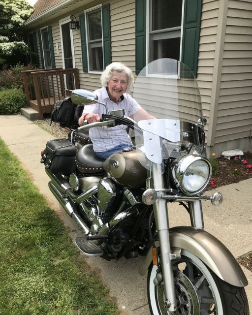 GRANDMA JUST TURNED 83—AND GAVE HERSELF A MOTORCYCLE
