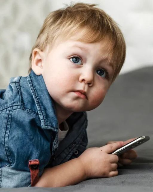 MY 5-YEAR-OLD CALLED ME, TERRIFIED, SAYING, ‘NEW DAD WOKE UP… BUT HE’S ACTING WEIRD’ – I RUSHED HOME AS FAST AS I COULD