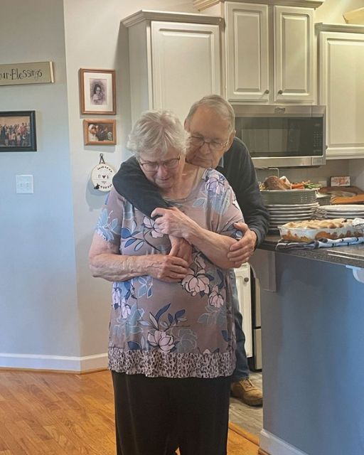 I “CAUGHT” MY GRANDPARENTS LIKE THIS—AND IT HIT ME HOW DEEP LOVE CAN RUN