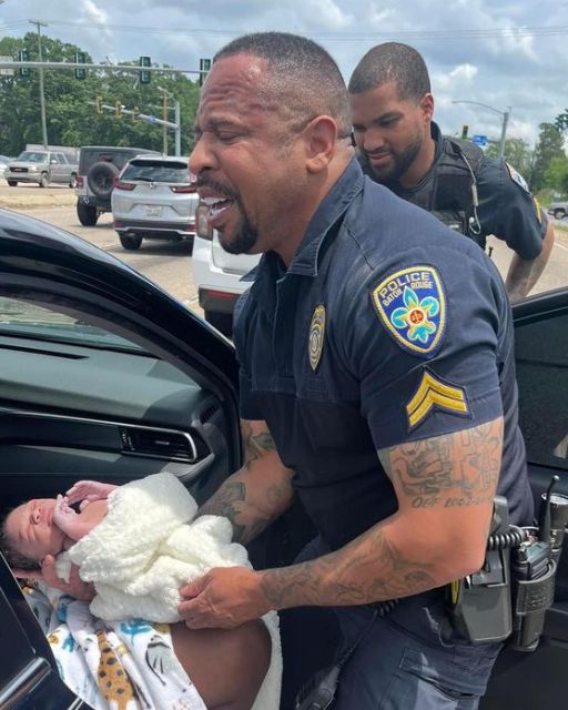 I NEVER PLANNED TO DELIVER A BABY ON DUTY—BUT THEN I HEARD THE SCREAMS