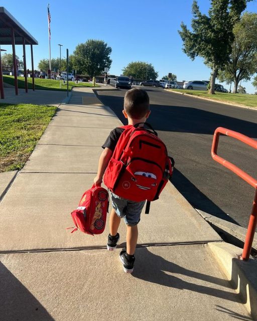 MY SON INSISTED ON BRINGING TWO BACKPACKS TO HIS FIRST DAY OF SCHOOL—AND HIS REASON SHOOK ME