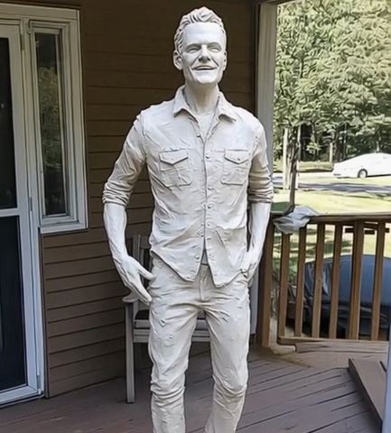 I FOUND A LIFE-SIZED STATUE OF MY HUSBAND ON OUR PORCH – I HAD NO CHOICE BUT TO ACT