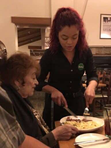 Last night, we had dinner at Olive Garden