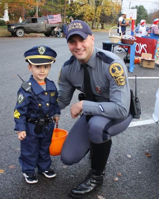 My Son Wore A Cop Costume To The Parade—But The Officer Who Kneeled Said “Welcome Back”