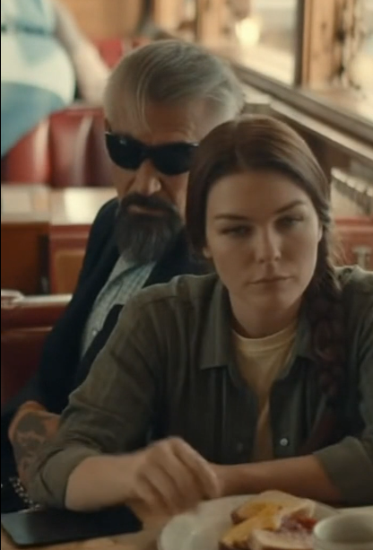 Bikers Target A Blind Veteran’s Daughter At A Diner