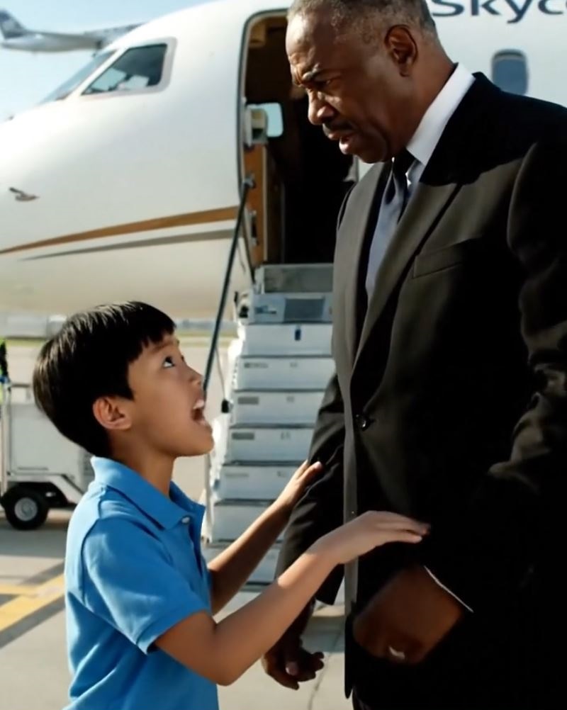 “Don’t Board This Plane, It’s Dangerous!” – The Incredible Story of a Boy and a Billionaire