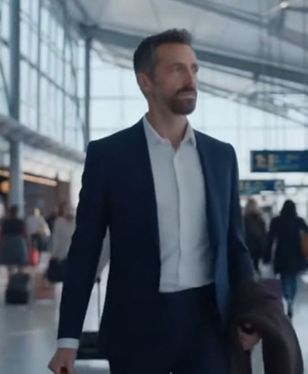 A Millionaire Meets His Ex-Maid At The Airport—And Discovers A Life-Changing Truth