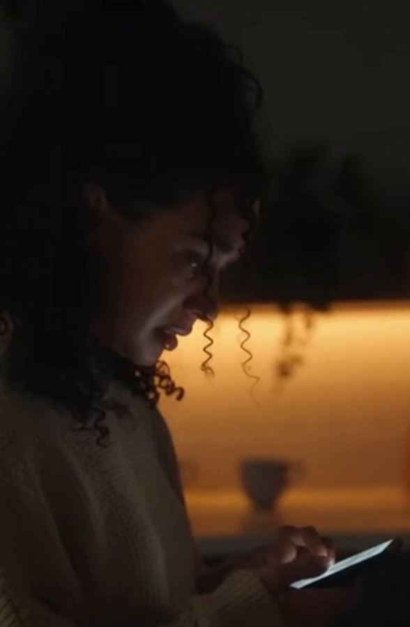 MY SISTER STOLE MOM’S WEDDING RING AFTER THE FUNERAL—AND CLAIMED I TOOK IT