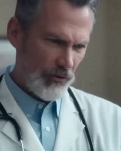 Doctor Refuses To Treat Non-Insured Mom—Her Phone Call Makes Him Turn White And Leave The Room