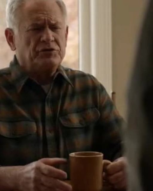 Father-in-Law Insults Son-in-Law’s Job—the Son-in-Law’s Paycheck Silences Him at Dinner