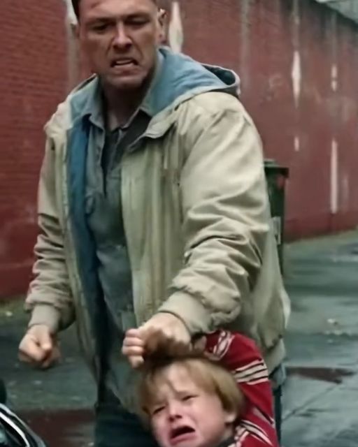 The Biker Who Wouldnโt Look Away