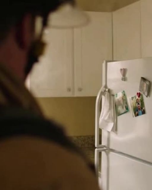 Firefighter Called for a “Small Kitchen Fire” — But the Photo on the Fridge Made Him Drop His Helmet