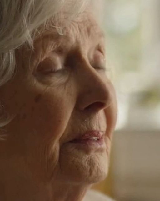 Her Family Told Her To Stop Worrying—but The Check In The Mail Revealed The Ultimate Betrayal