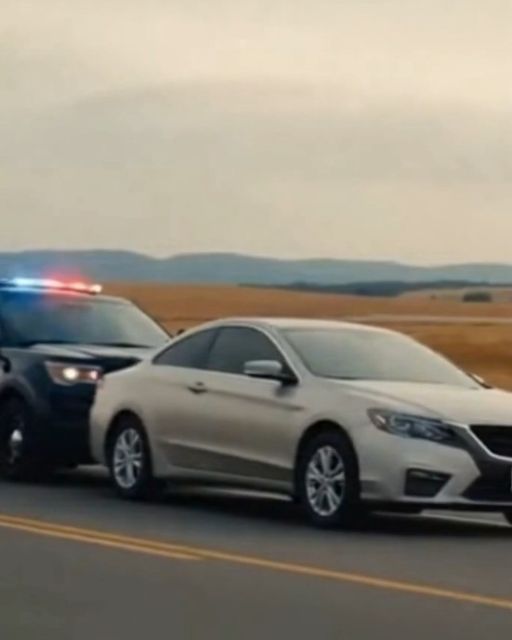 I Pulled Over A Car For Speeding—the Note The Driver Handed Me Exposed My Partner’s Darkest Secret