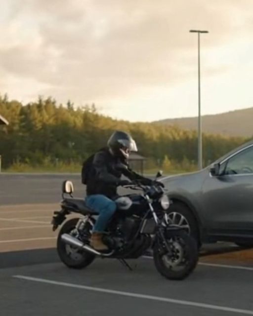 He Thought She Was Just Upset—then He Saw What She Was Hiding In Her Hand