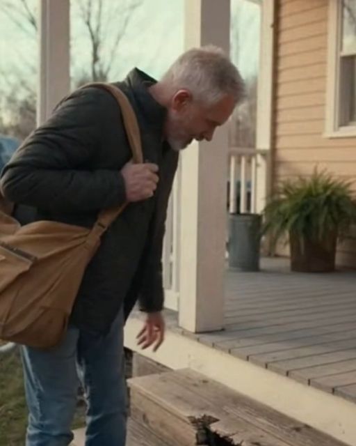 She Almost Refused The Veteran At Her Doorโuntil He Said Three Words