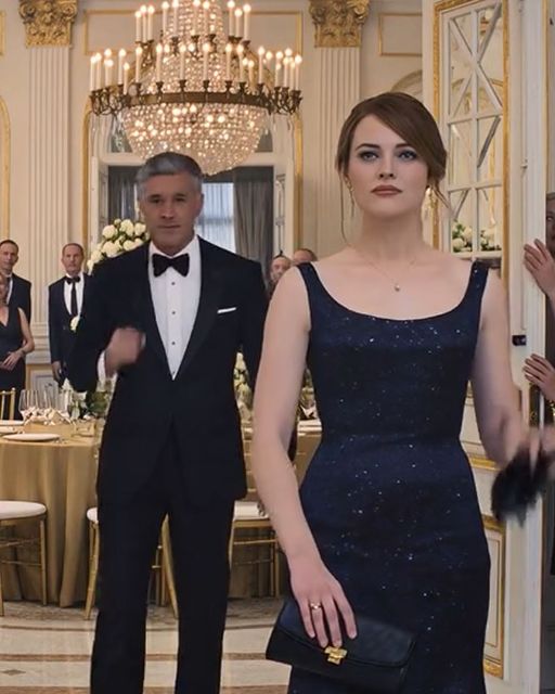 My Mother Hit Me At The Wedding For Not Giving My Sister My Penthouse. Then My Boss Walked In.