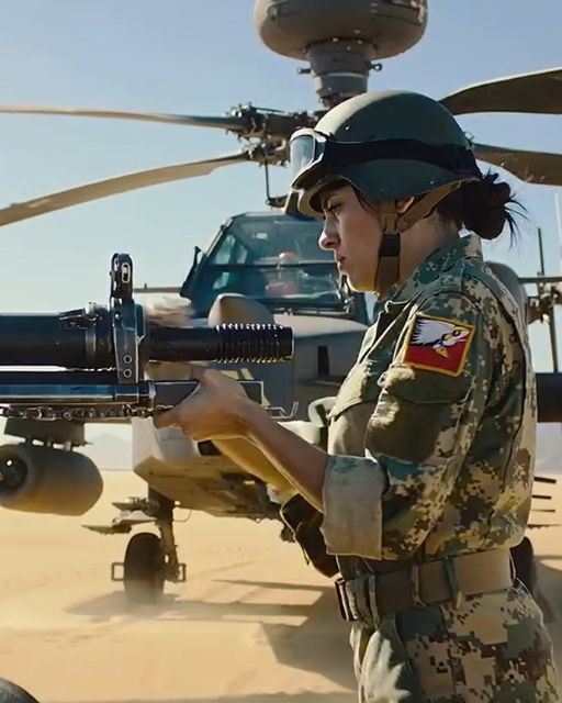 She Was Just Cleaning The Apache’s Machine Gun — Until The Pilot Saw The Patch…and Froze
