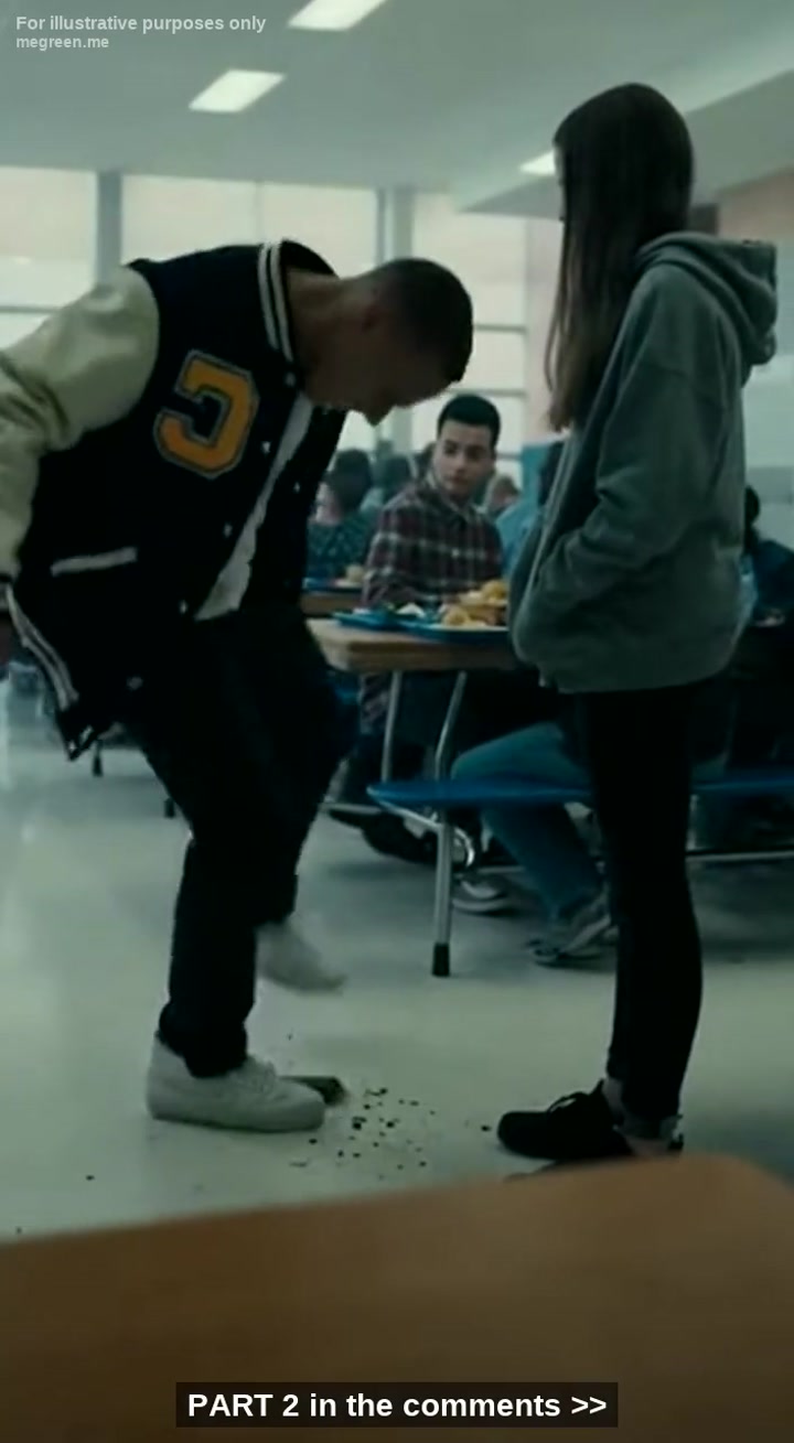 The Quarterback Crushed The Deaf Girl’S Hearing Aid For A Laugh