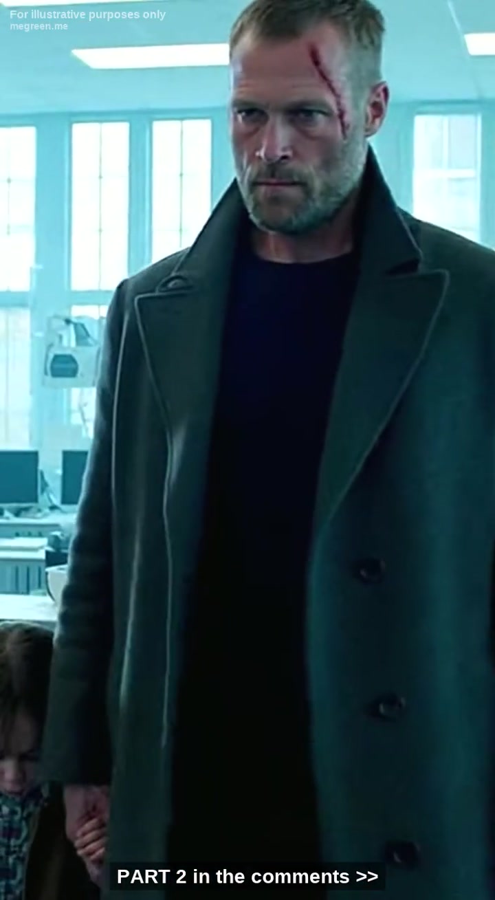 She Kicked My Daughter’S Backpack And Screamed “Trash!” – She Didn’T See The Scar On My Face Or The Four Stars On My Shoulder Until It Was Too Late