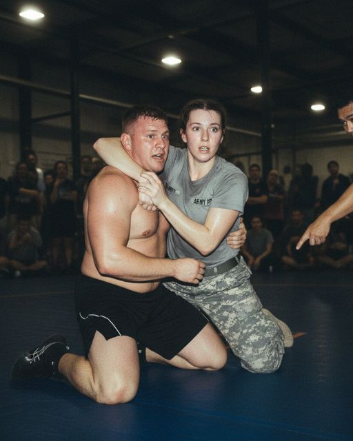 The Female Soldier Who Beat The Champion – Then He Said Something That Made Her Go Pale