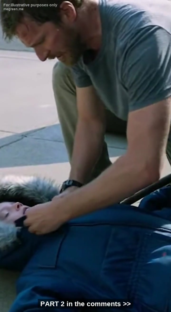 My Neighbor’S Daughter Collapsed In My Driveway While Wearing A Heavy Arctic Parka