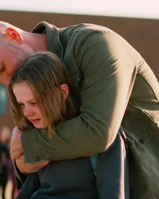 She Hid The Clumps Of Hair In The Trash – But Her Marine Father Found Them