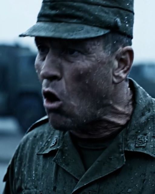 Sergeant Risks Court-martial To Stop A War – Until The General Shows Him The Folder