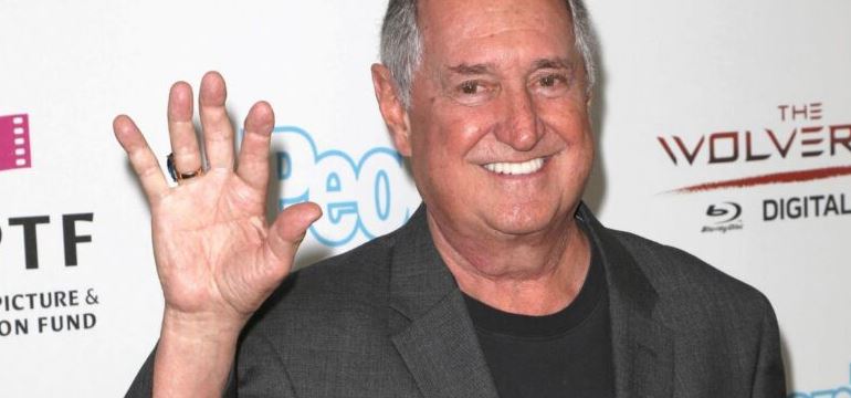 Legendary 1960s Singer Passed Away At Age 86 & Cause Of Death Revealed