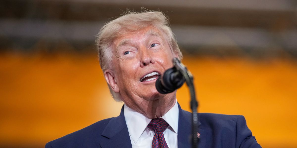 Reports say Natalie Harp, a Close Trump Aide, Left Him Private Notes in His Personal Spaces