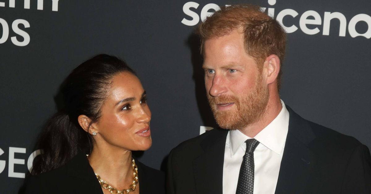 Meghan Markle’s Mirror Selfie With Princess Lilibet Is the Sweetest Royal Photo of the Year — and One Detail Has Everyone Talking