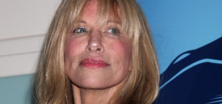 Carly Simon Reveals Health Battles With Parkinson’s And Cancer