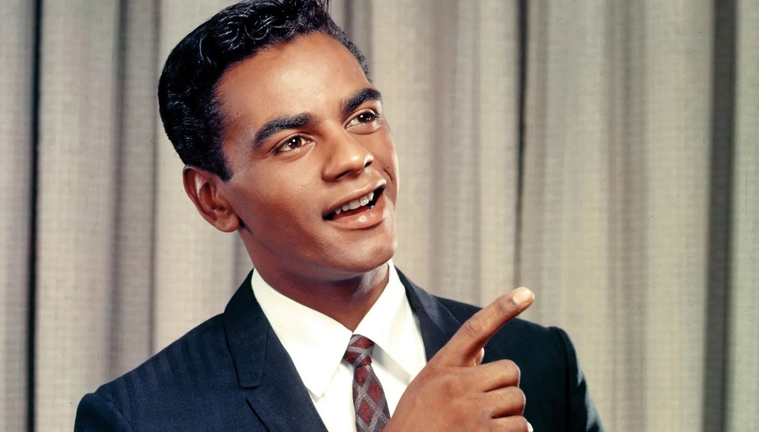 He Had One of the Most Famous Romantic Voices of His Era — Johnny Mathis Looks Very Different Today