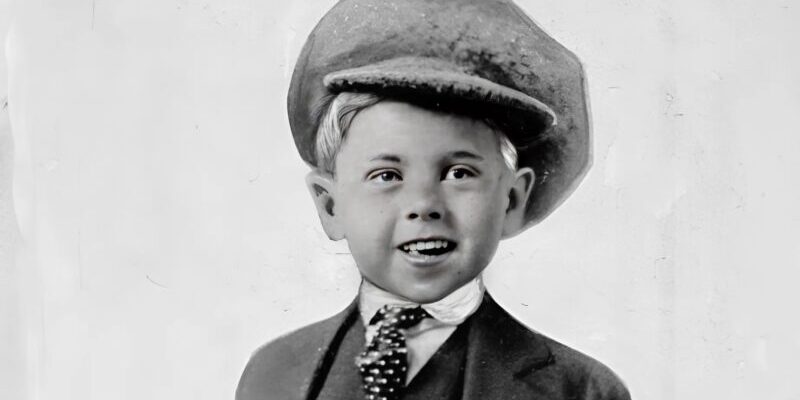 Do You Recognize Him? The Little Boy Who Became an Unforgettable Hollywood Legend